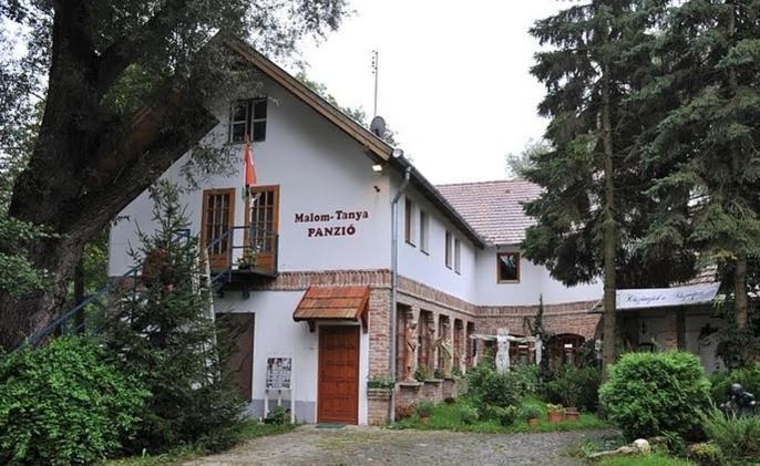 Malom Tanya Panzio Zalacseb Ngoại thất bức ảnh